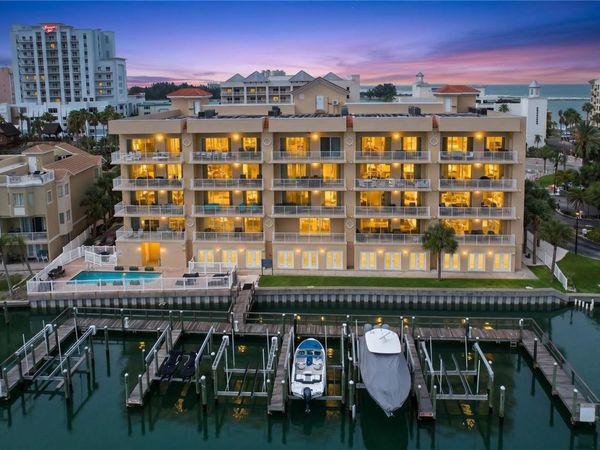 600 BAYWAY BOULEVARD, Unit 304, CLEARWATER BEACH, FL 33767