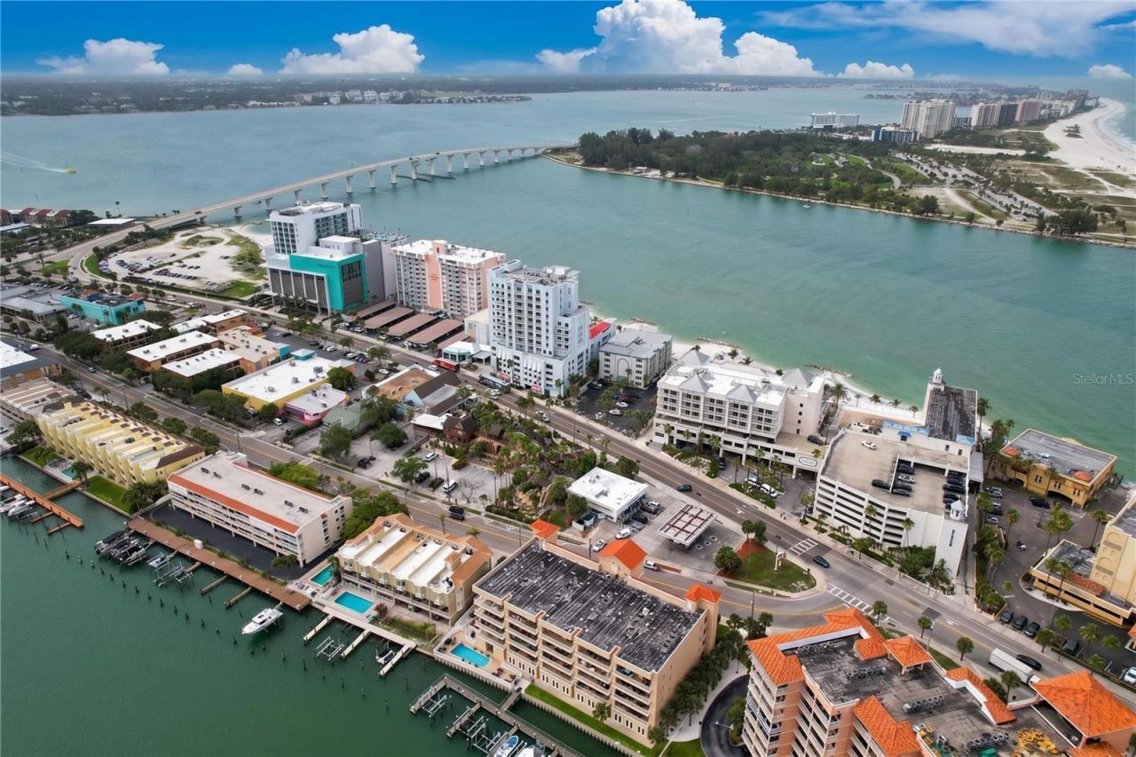600 Bayway Boulevard, Unit 304, Clearwater Beach, FL 33767 Photo
