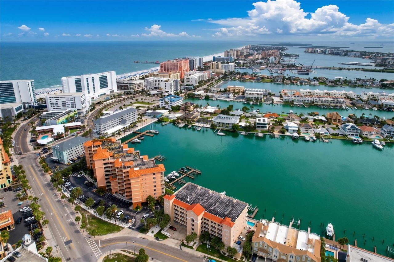 600 Bayway Boulevard, Unit 304, Clearwater Beach, FL 33767 Photo