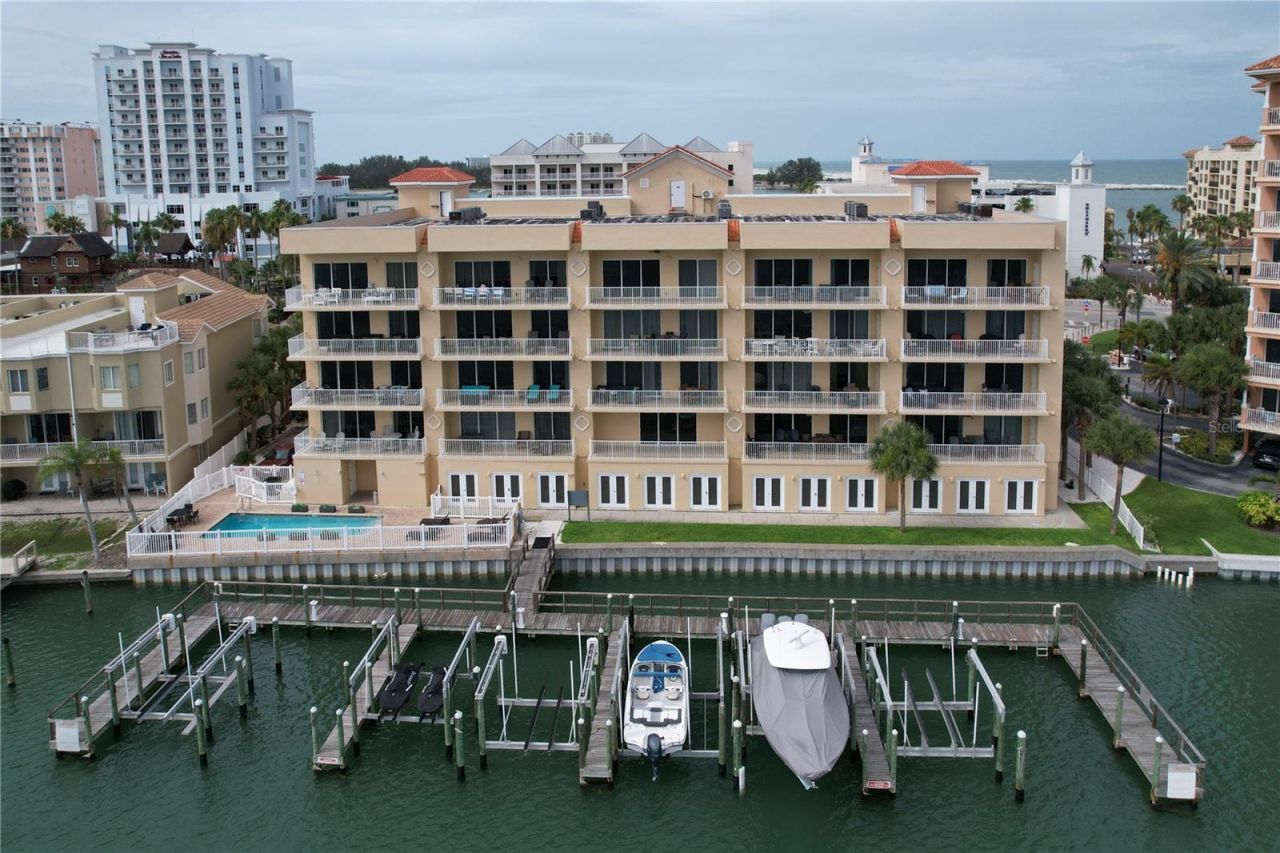 600 Bayway Boulevard, Unit 304, Clearwater Beach, FL 33767 Photo
