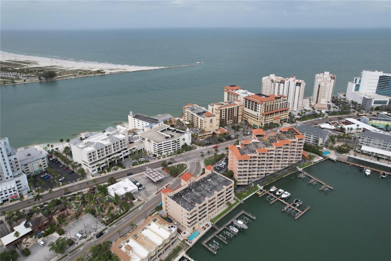 600 Bayway Boulevard, Unit 304, Clearwater Beach, FL 33767 Photo