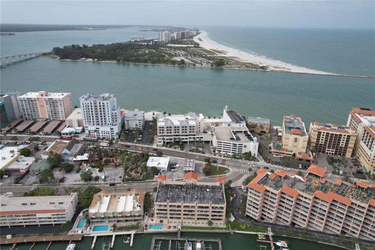 600 Bayway Boulevard, Unit 304, Clearwater Beach, FL 33767 Photo