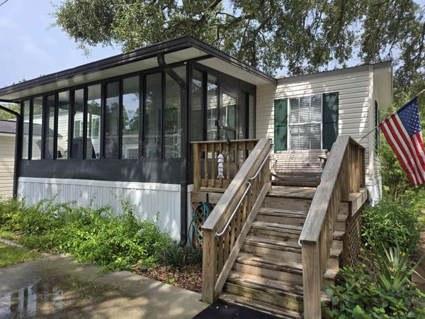 324 Yucca Circle , Garden City Beach, SC 29576