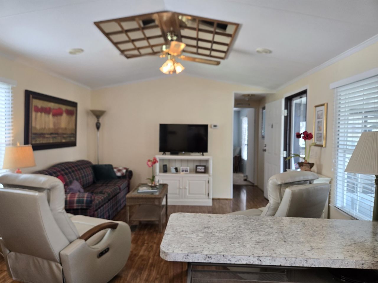 324 Yucca Circle  Photo 12