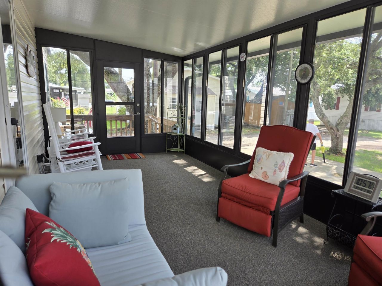 324 Yucca Circle  Photo 5