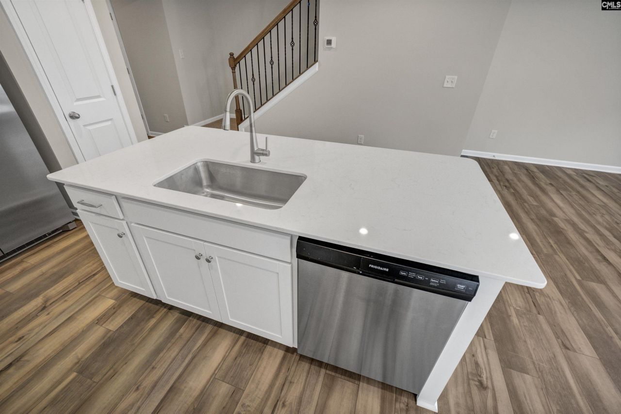 163 Winding Chestnut Drive  Photo 10