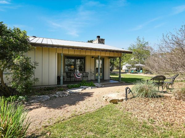 300 MILL RACE LN, Unit 4, Wimberley, TX 78676