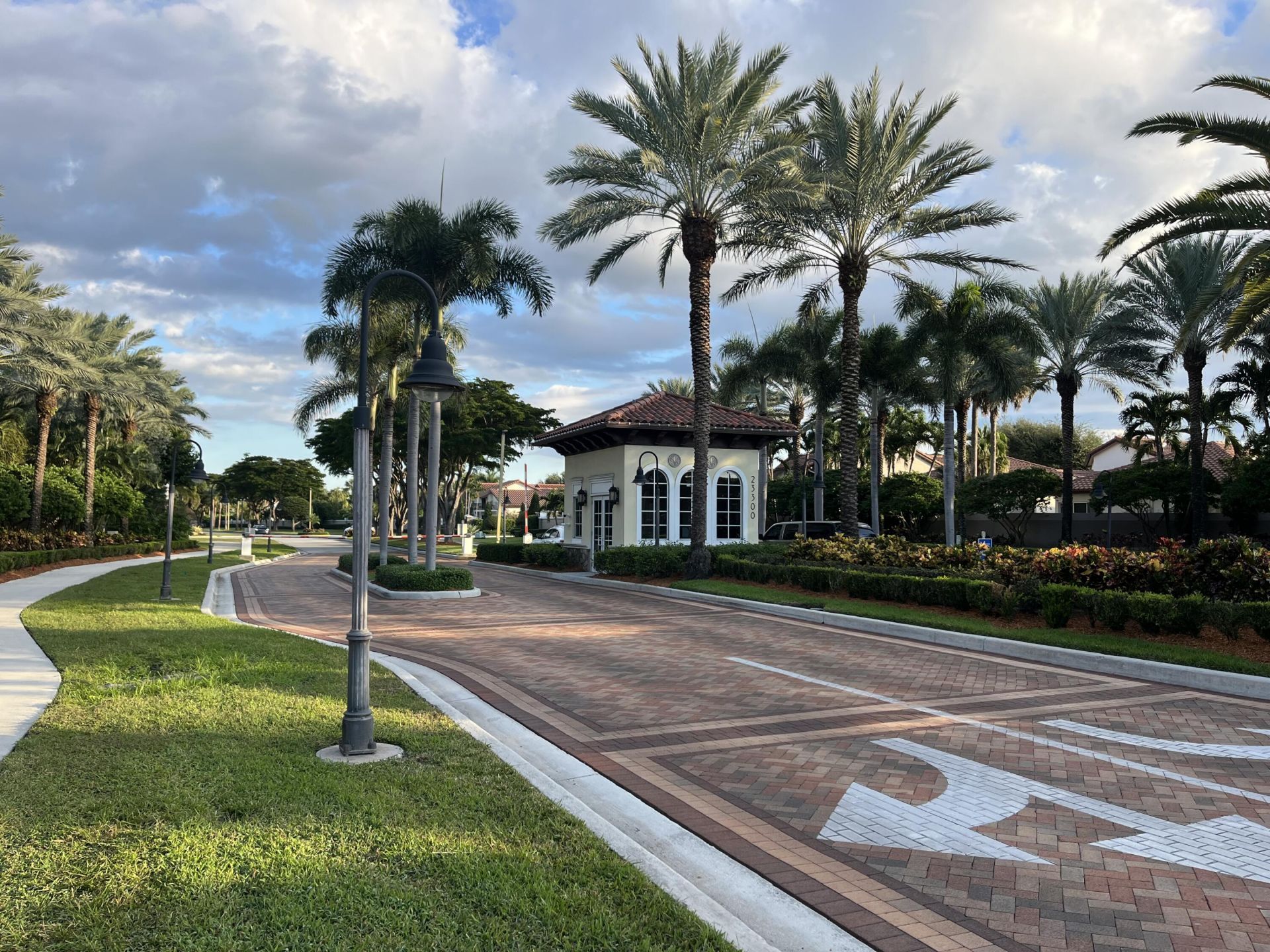 6549 Via Regina, Unit 6549, Boca Raton, FL 33433 Photo