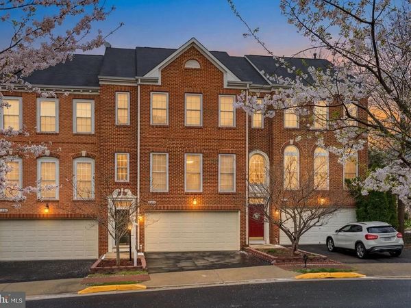 8002 SAMUEL WALLIS STREET, LORTON, VA 22079