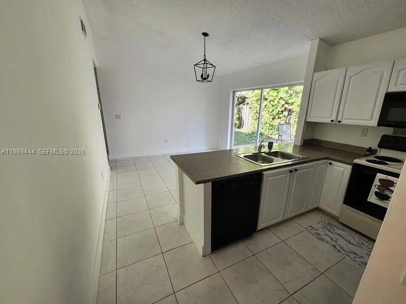 11806 SW 102nd St , Miami, FL 33186 Photo