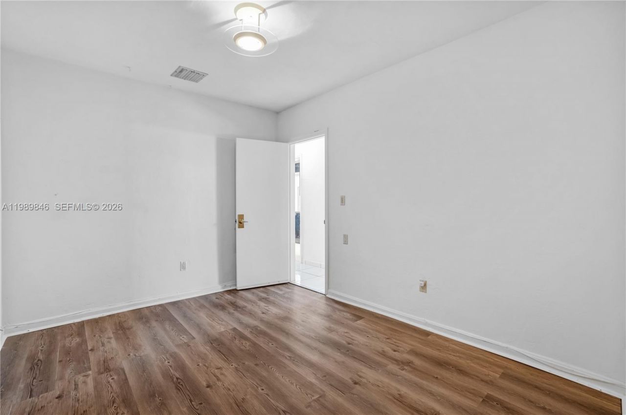 17831 NE 13th Ave , North Miami Beach, FL 33162 Photo