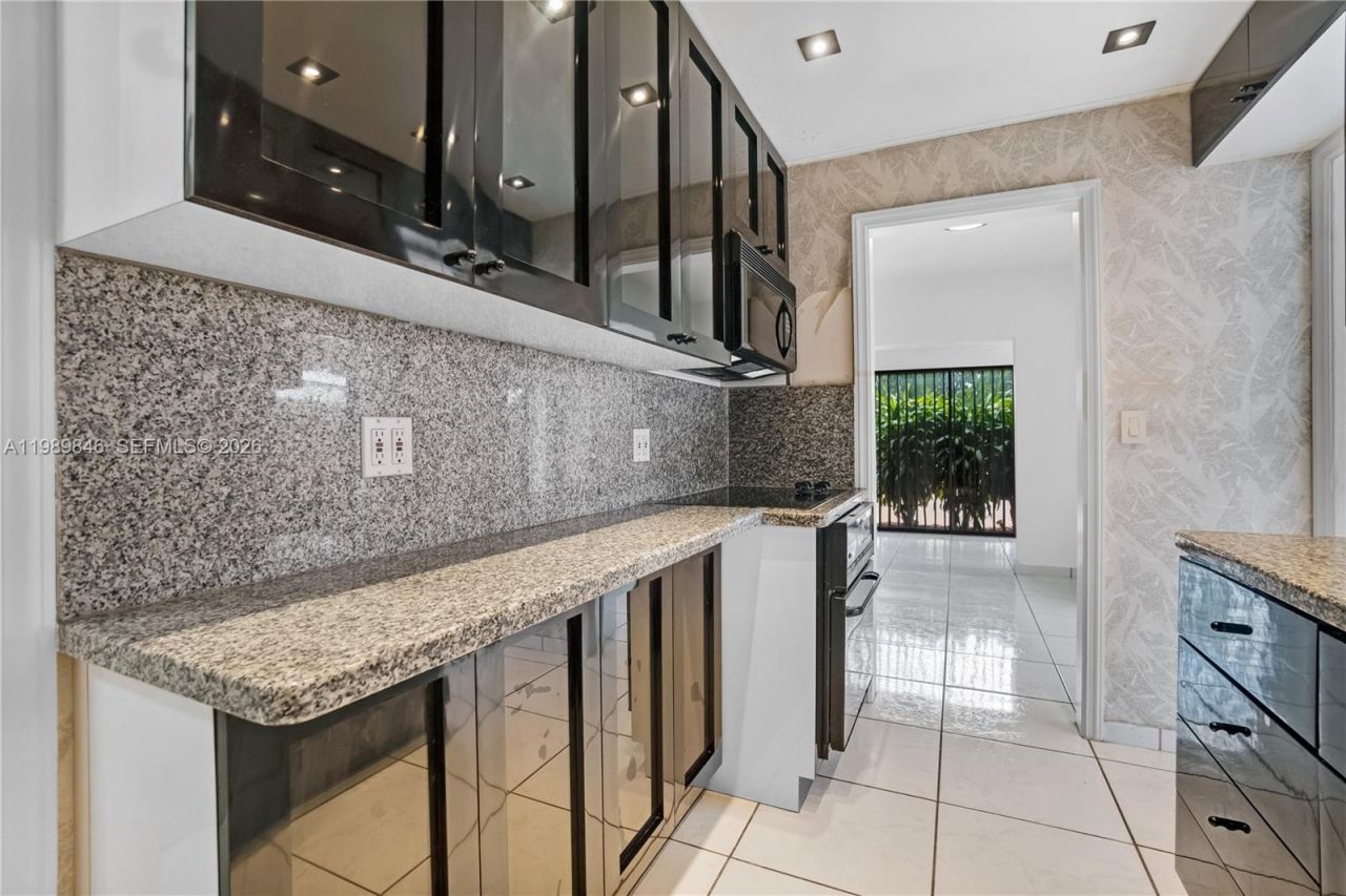 17831 NE 13th Ave , North Miami Beach, FL 33162 Photo