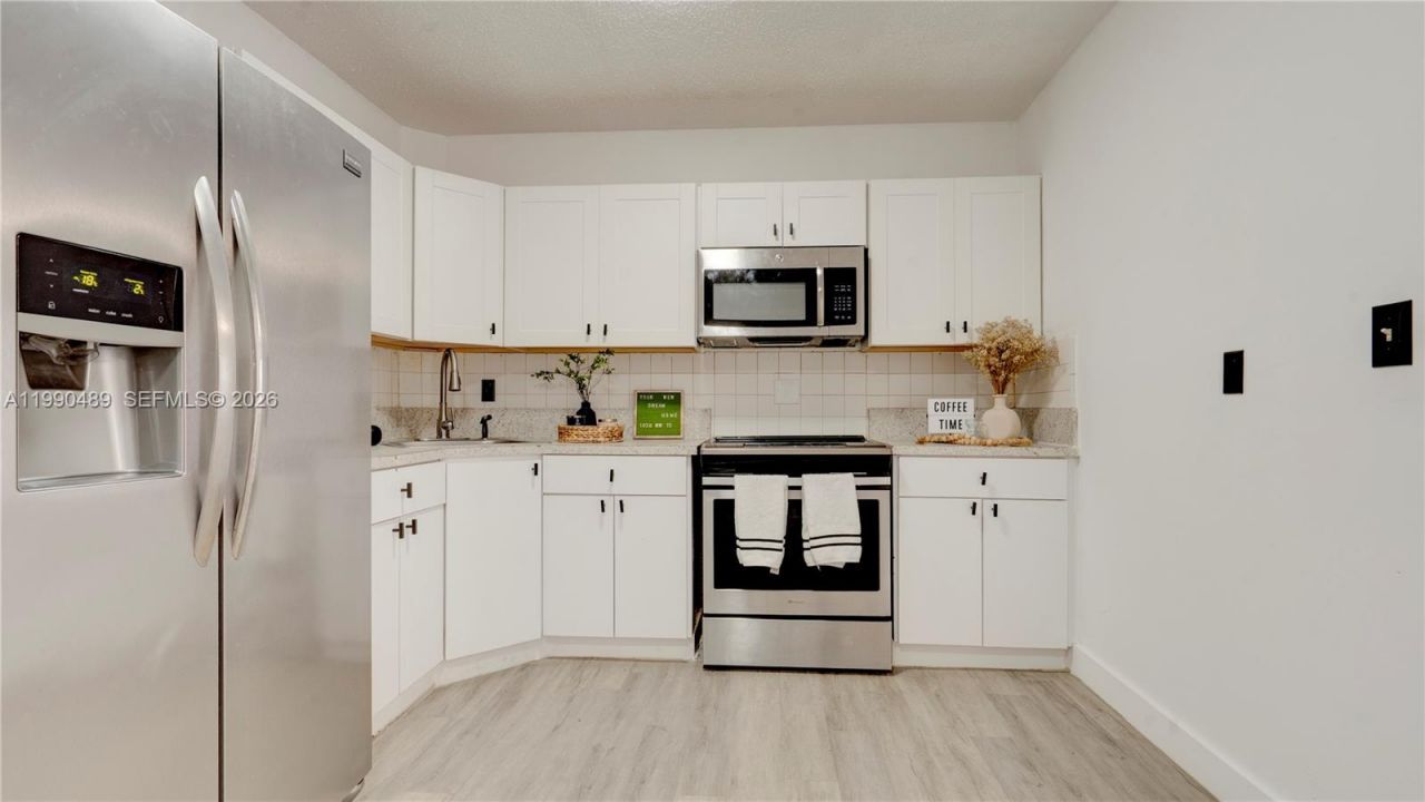 1036 NW 75th St , Unit Main, Miami, FL 33150 Photo