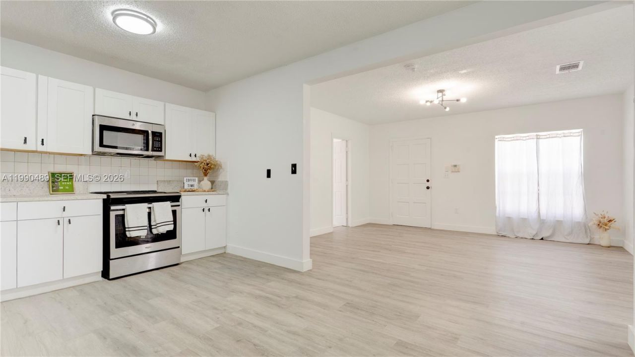 1036 NW 75th St , Unit Main, Miami, FL 33150 Photo