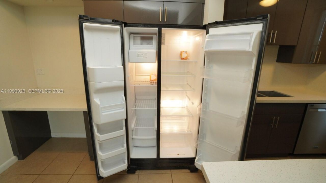 10701 Cleary Blvd , Unit 102, Plantation, FL 33324 Photo