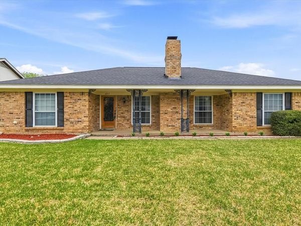 6917 Wilton Drive, Fort Worth, TX 76133