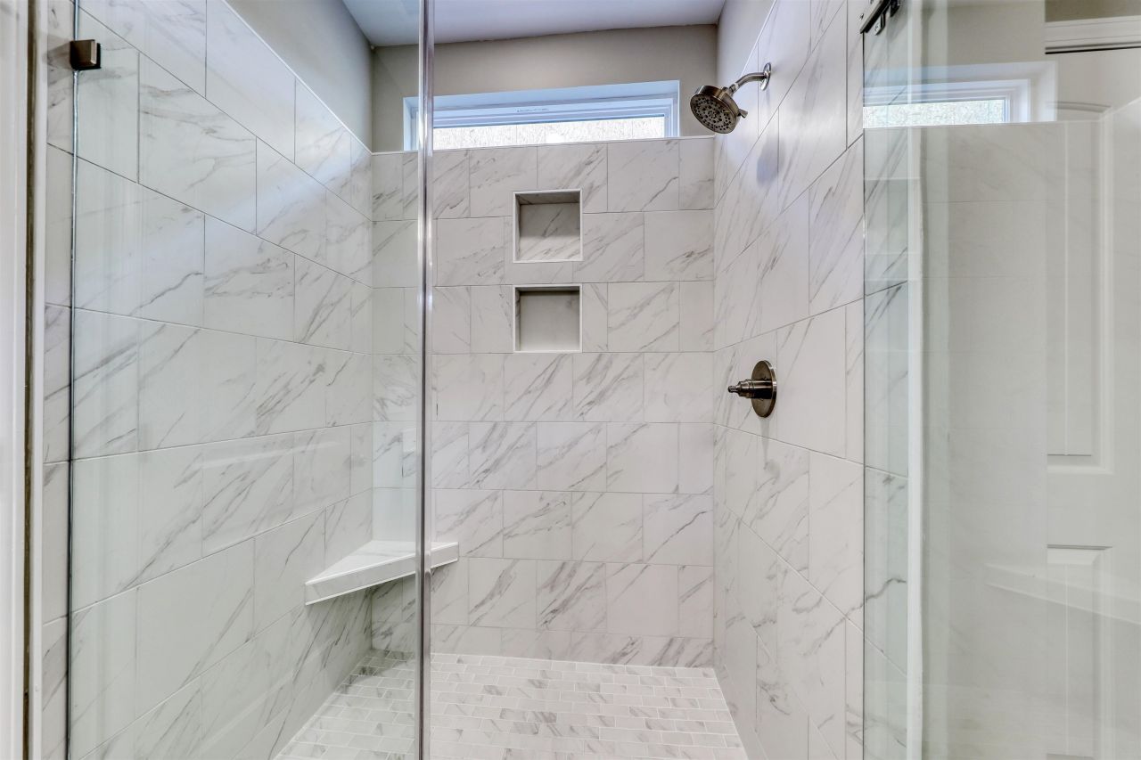 6265 Zoe Way Photo 7