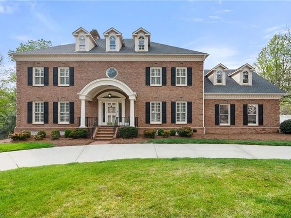 3403 Donnington Court , Greensboro, NC 27407