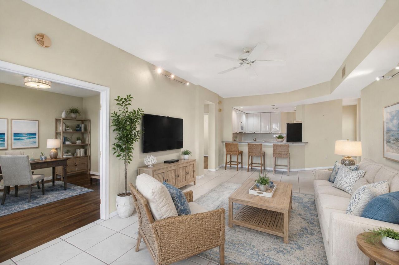12468 Crystal Pointe Drive, Unit 102, Boynton Beach, FL 33437 Photo