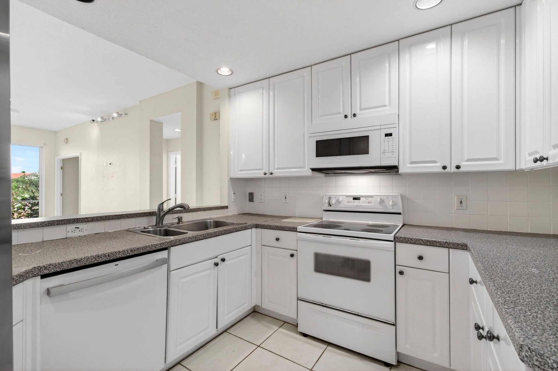 12468 Crystal Pointe Drive, Unit 102, Boynton Beach, FL 33437 Photo