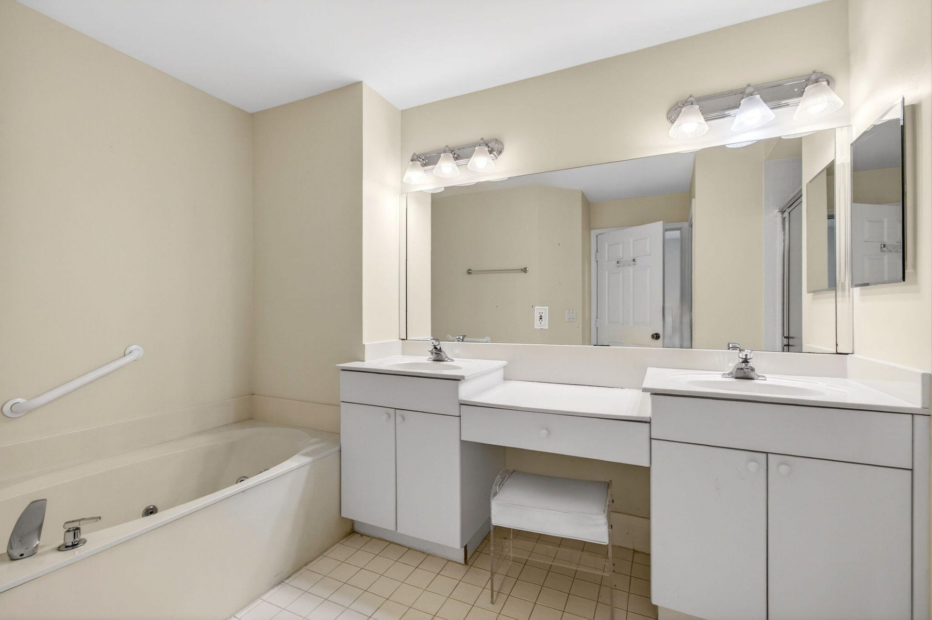 12468 Crystal Pointe Drive, Unit 102, Boynton Beach, FL 33437 Photo