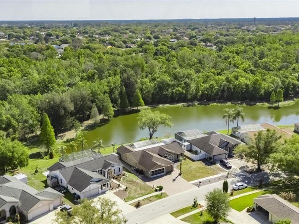 12828 RAYSBROOK DRIVE , RIVERVIEW, FL 33569