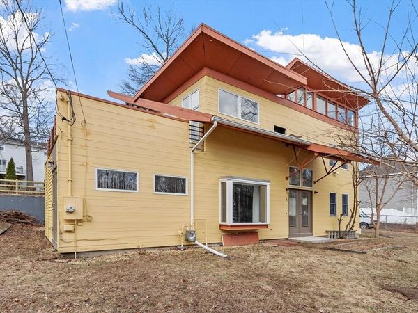 5 Avondale Ave, Billerica, MA 01862