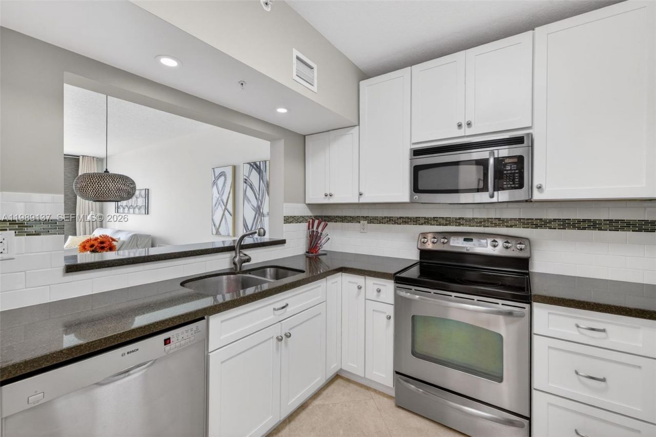 3020 NE 32nd Ave , Unit 614, Fort Lauderdale, FL 33308 Photo