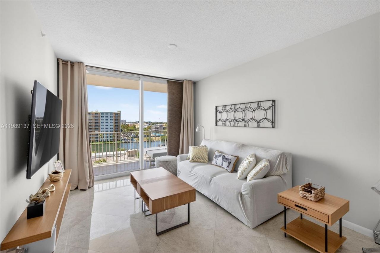 3020 NE 32nd Ave , Unit 614, Fort Lauderdale, FL 33308 Photo