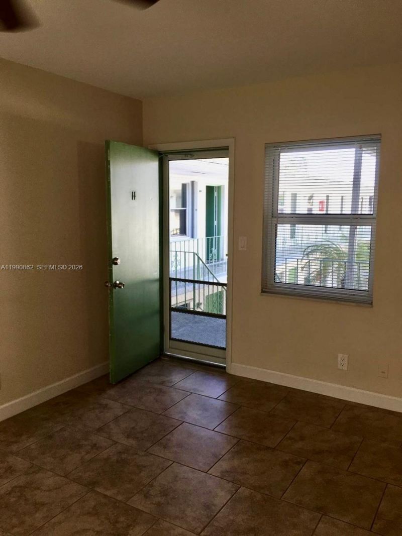 1824 Monroe St , Unit 11, Hollywood, FL 33020 Photo