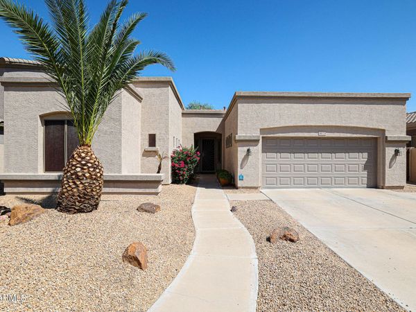 3673 S SOHO Lane E, Chandler, AZ 85286