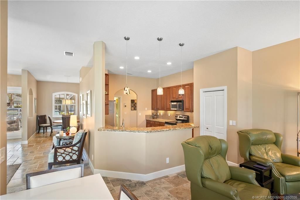 507 NW Sunflower Place, Jensen Beach, FL 34957 Photo