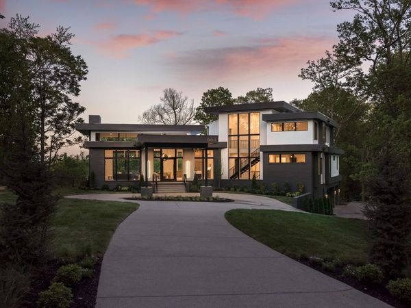 663 Hunters Trl , Nashville, TN 37209