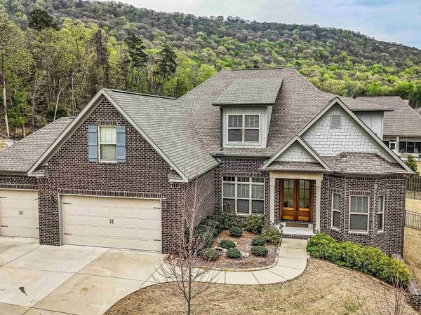 1314 Pecan Point Way SE, Huntsville, AL 35803