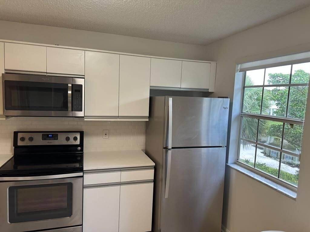 6703 Via Regina, Boca Raton, FL 33433 Photo