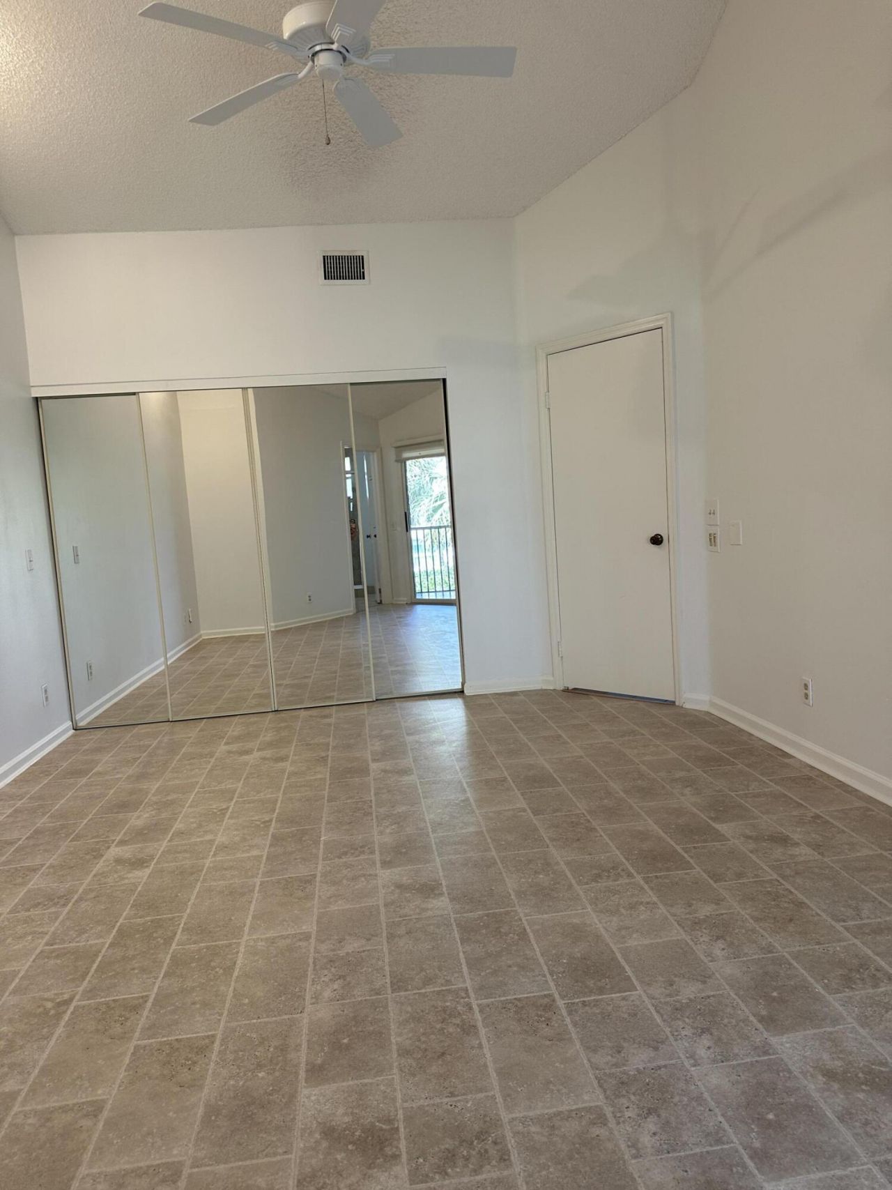 6703 Via Regina, Boca Raton, FL 33433 Photo