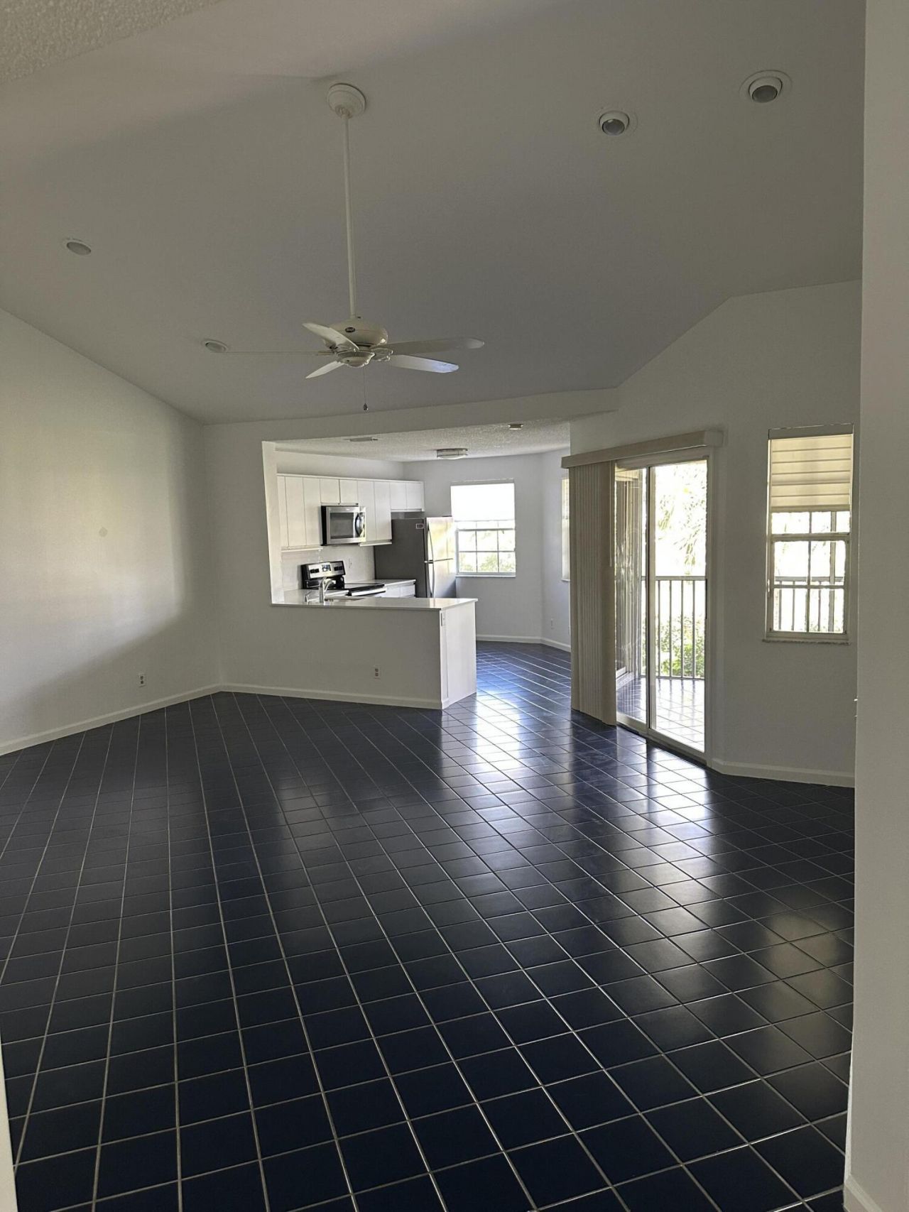 6703 Via Regina, Boca Raton, FL 33433 Photo