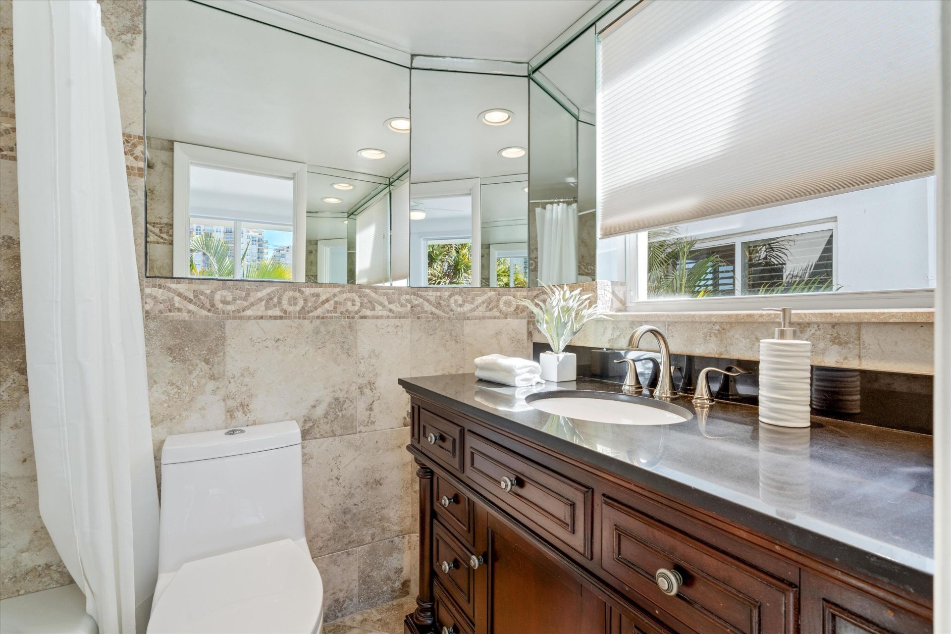 2717 Yacht Club Boulevard, Unit Penthouse, Fort Lauderdale, FL 33304 Photo