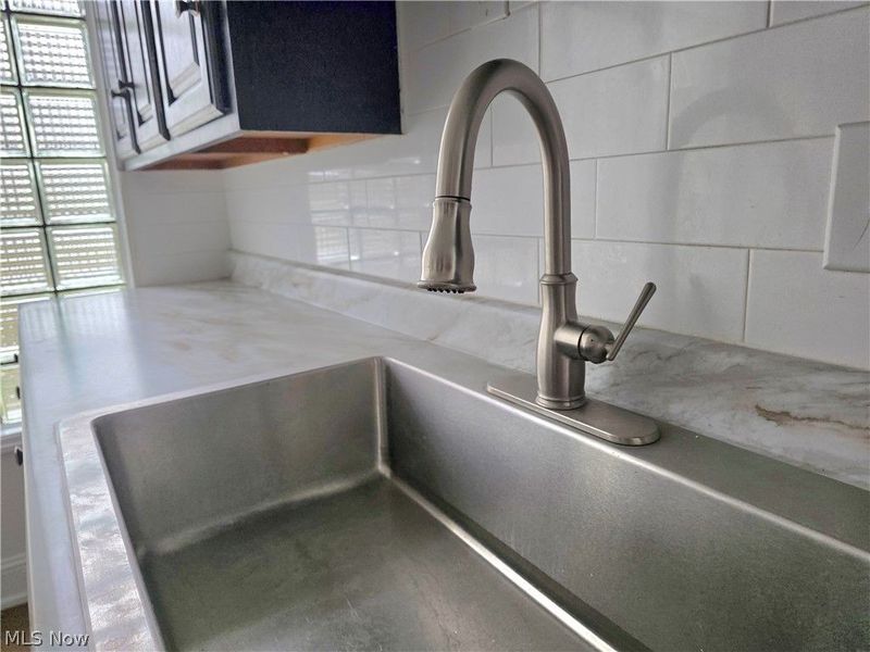 9 Camden Place, Parkersburg, WV 26101 Photo 4