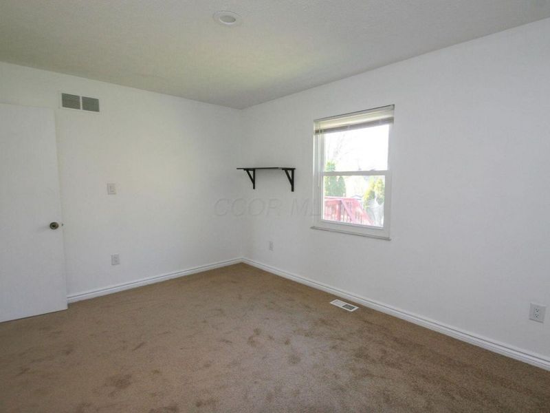 1080 Arapaho Avenue , Worthington, OH 43085 Photo 10