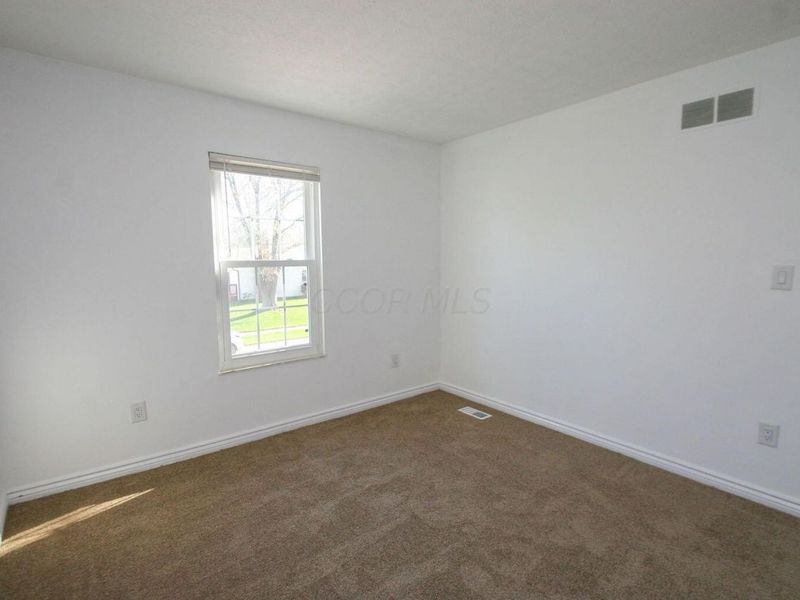 1080 Arapaho Avenue , Worthington, OH 43085 Photo 13