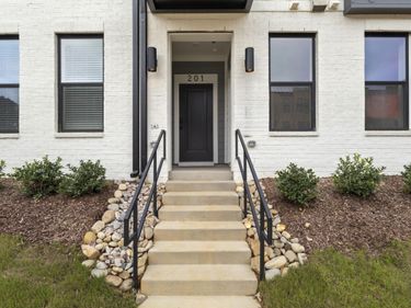 10524 Bailey Branch Drive, Unit 201, Raleigh, NC 27614