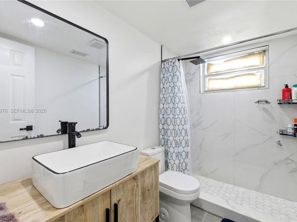 5666 Mayo St , Unit 2, Hollywood, FL 33023