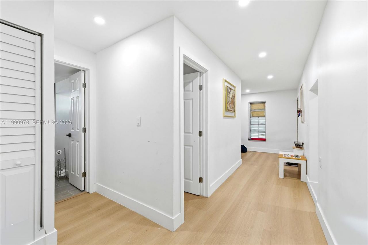 5666 Mayo St , Unit 2, Hollywood, FL 33023 Photo