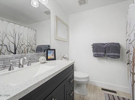 1404 E Robinson Street, Carson City, NV 89701 Photo