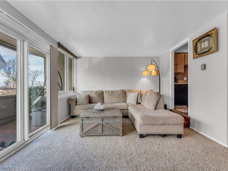 12900 Lake Avenue, Unit 320, Lakewood, OH 44107 Photo 14