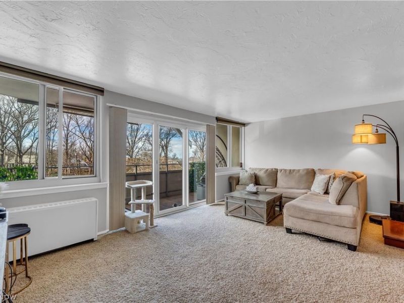 12900 Lake Avenue, Unit 320, Lakewood, OH 44107 Photo 15