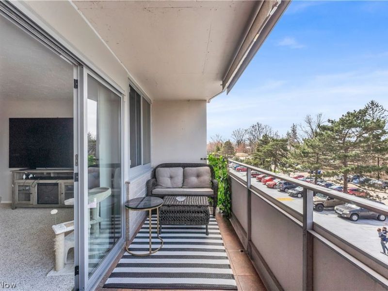 12900 Lake Avenue, Unit 320, Lakewood, OH 44107 Photo 16