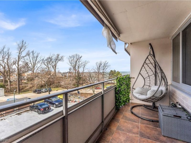 12900 Lake Avenue, Unit 320, Lakewood, OH 44107 Photo 17