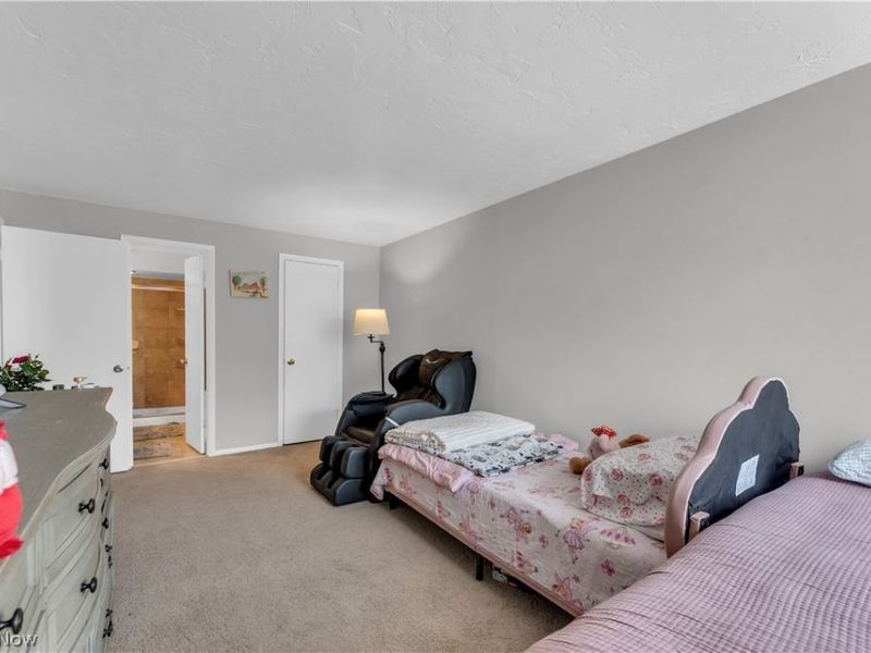 12900 Lake Avenue, Unit 320, Lakewood, OH 44107 Photo 20